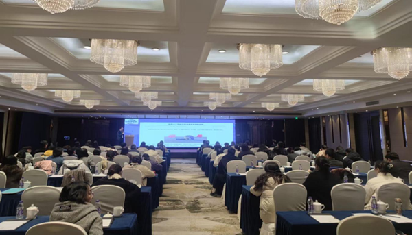 “贸促服务助企行”商事法律专场活动在丹阳举行